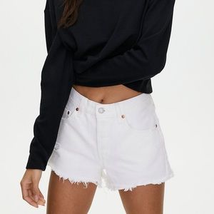 Vintage Levi 501 cut off denim shorts